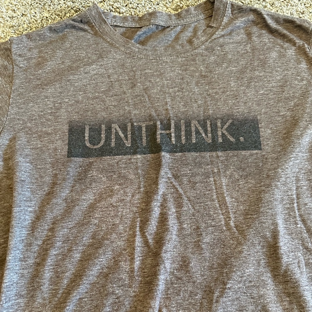 Yoga ‘unthink’ brown short sleeve T-shirt tee large - Picture 5 of 7